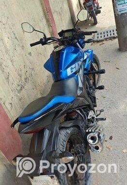 Suzuki Gixxer . 2018