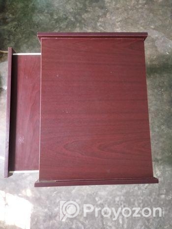 ৩টি কম্পিউটার টেবিল বিক্রয় করা হইবে।