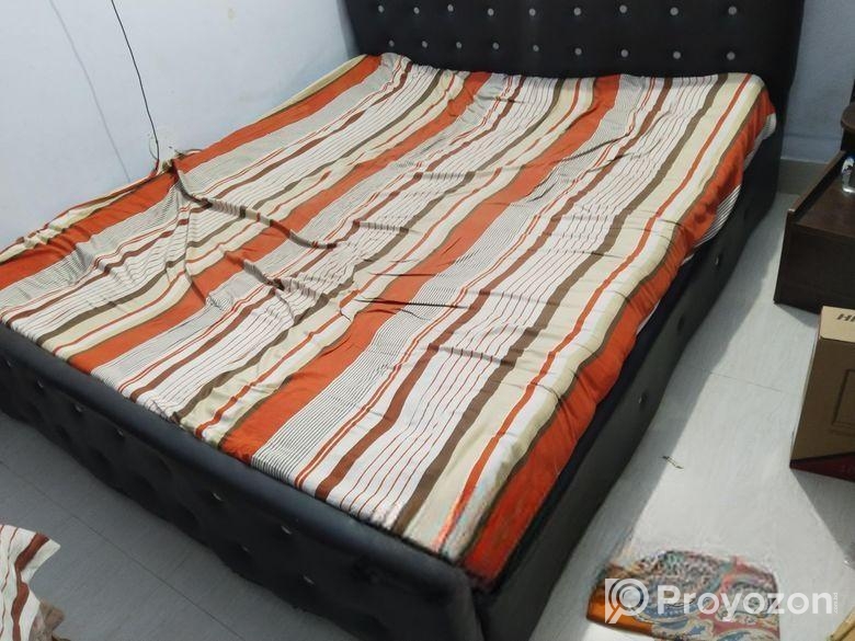 ৬’ ব্য ৭’ খাট