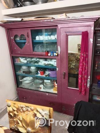 শোকেস বিক্রি হবে