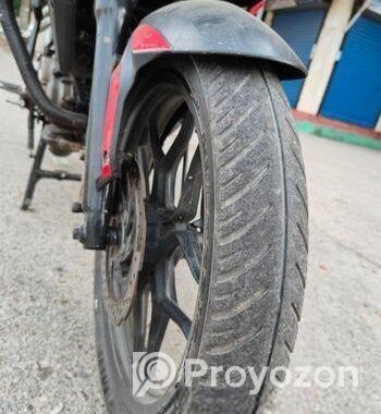 Bajaj Pulsar AS . 2016