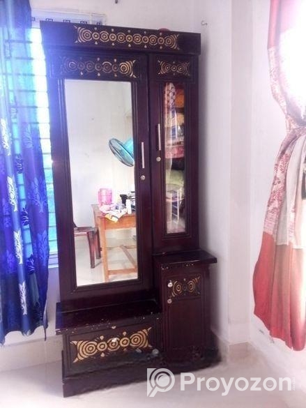 Dressing table