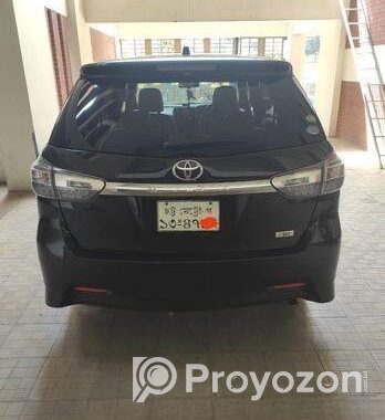 Toyota Wish 7Seater LWB 1.8L 2012