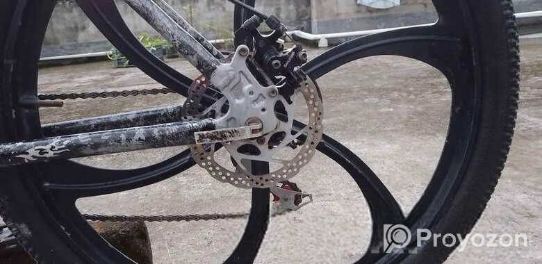 Custom Build Veloce Riding Cycle For Sell.