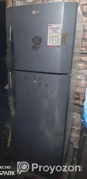 ফ্রিজ বিক্রয় হবে