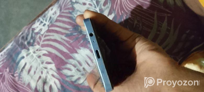 Vivo Y19 . (Used)