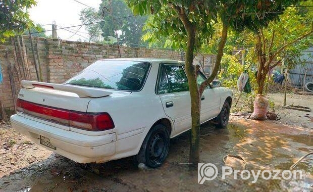 Toyota Corona SELECT SALOON 1989