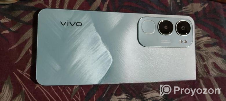Vivo Y19 . (Used)