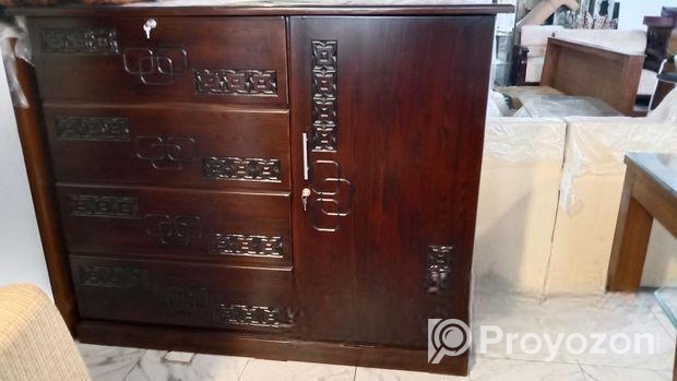 উন্নত মানের ওয়ারড্রব কিনুন সাশ্রয়ী মূল্যে