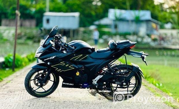 Suzuki Gixxer SF 2024