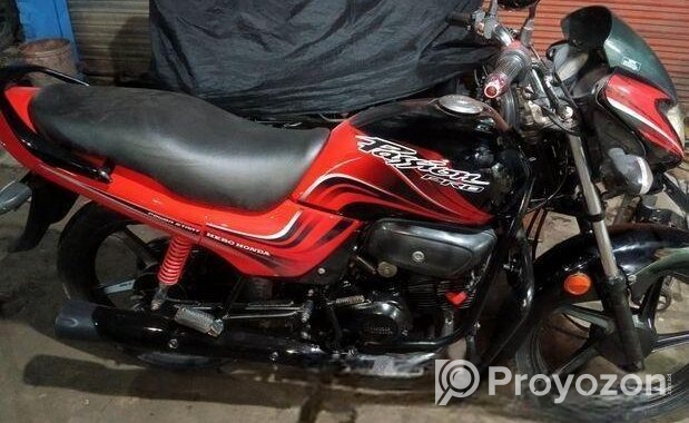 Honda CBR . 2025