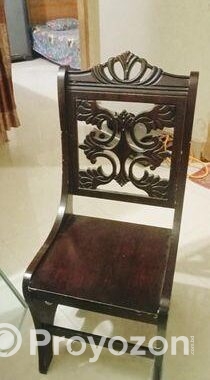 কাচেঁর ডাইনিং টেবিল