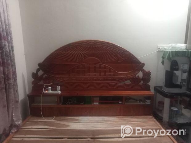 কাঠের খাট