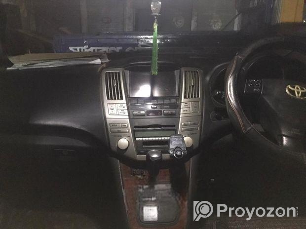 Toyota Harrier black 2005