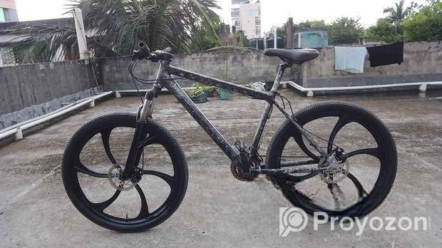 Custom Build Veloce Riding Cycle For Sell.