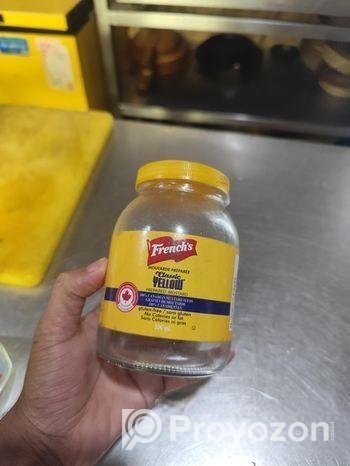 কাচের খালি ডিব্বা