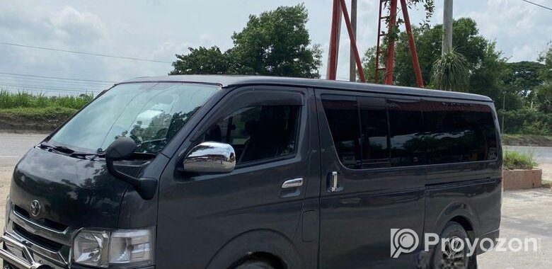 Toyota Hiace Supper GL 2012