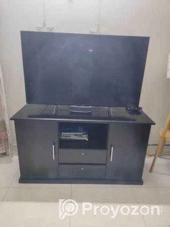 5 years used TV cabinet is up for sell