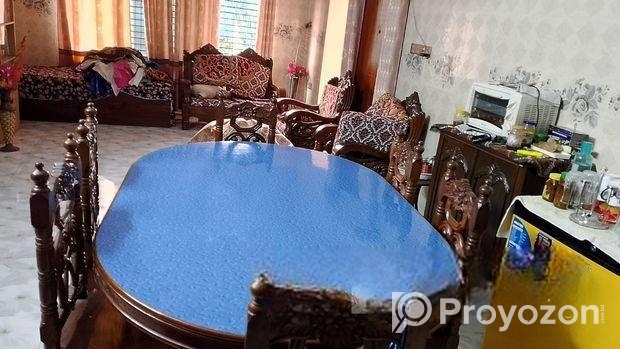 Dining Table for sale