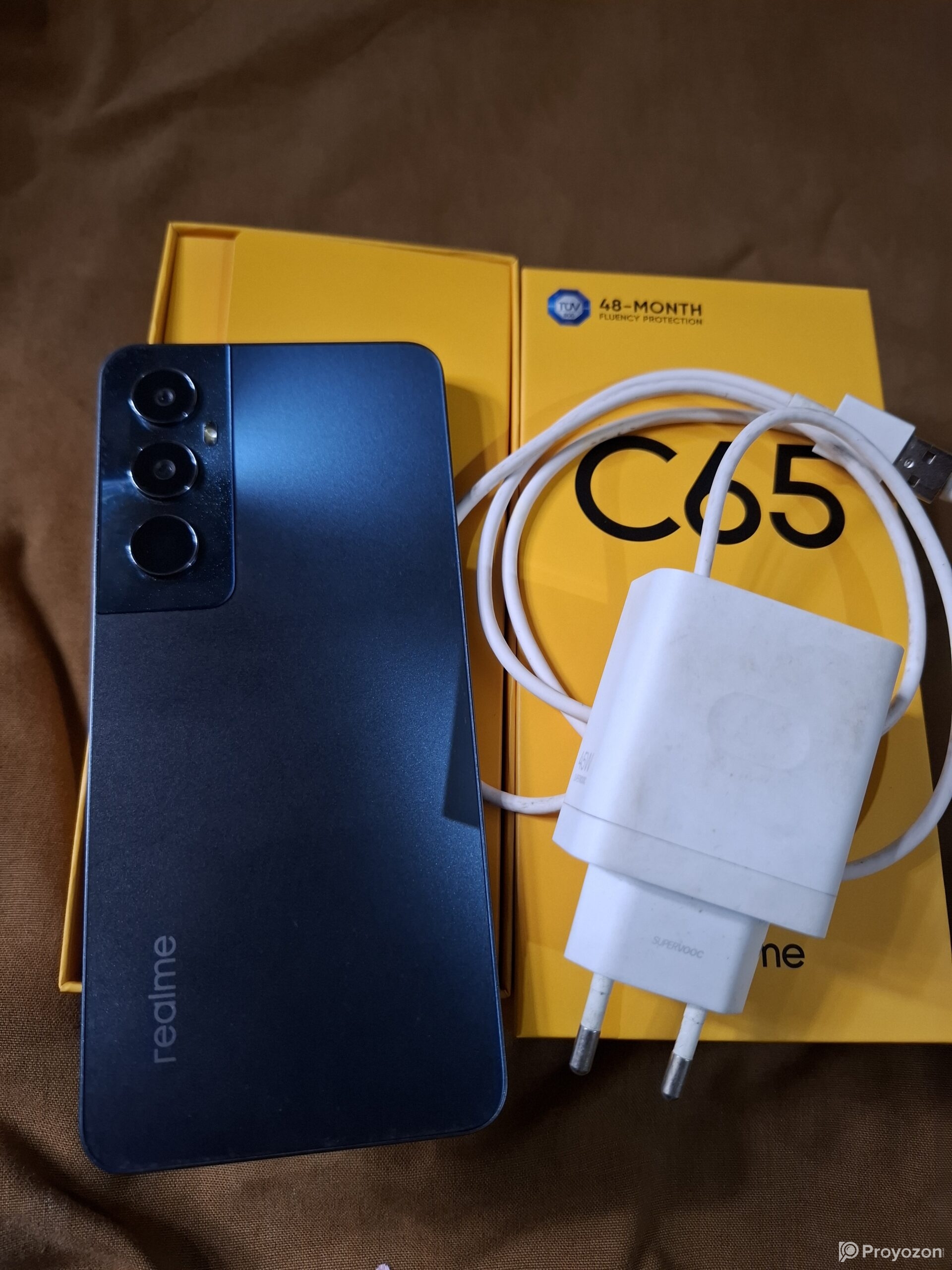 ফোন টা বিক্রি হবে।