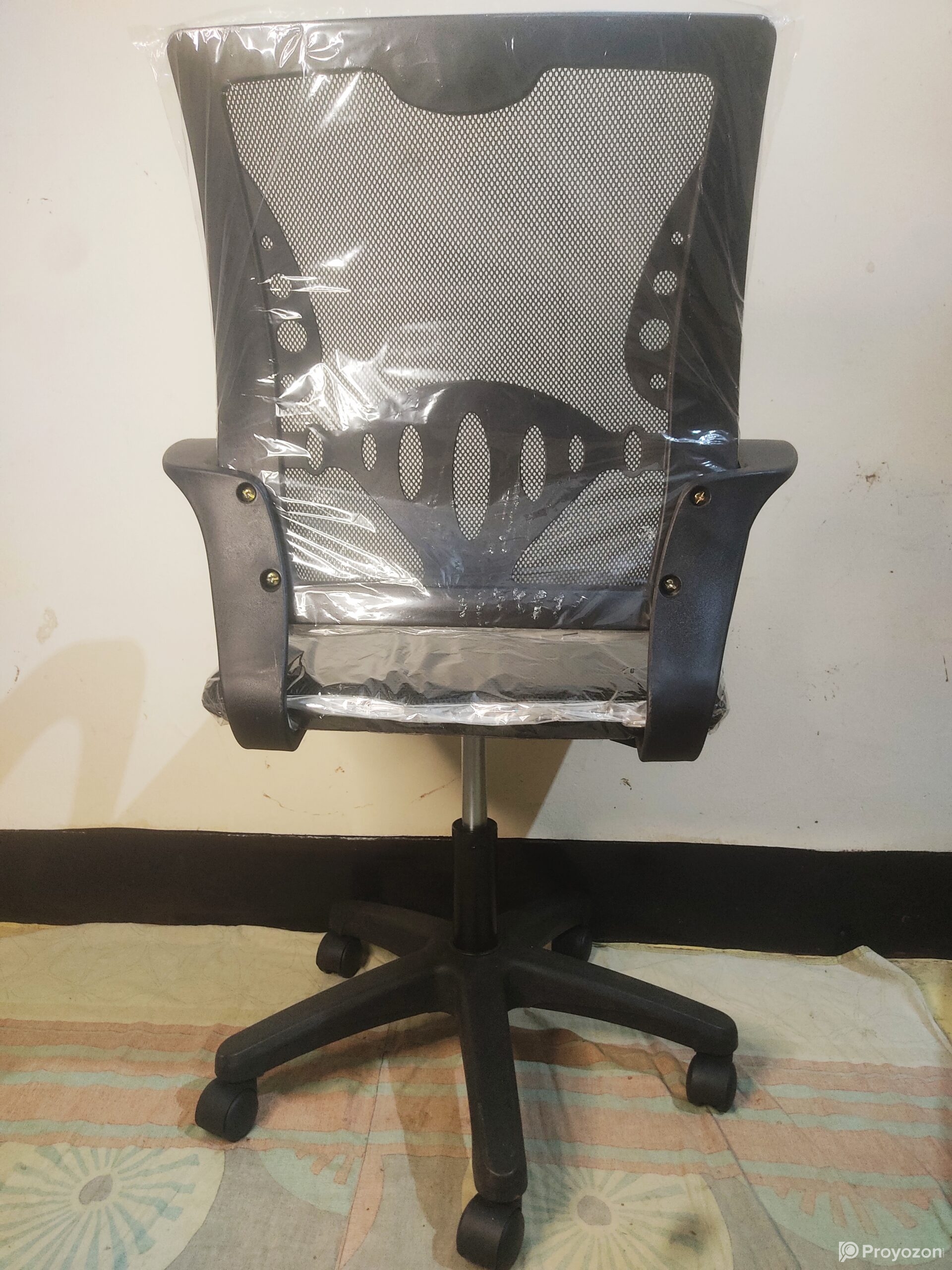 রিভলভিং চেয়ার