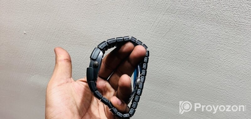 RC Nikee Chain Watch স্টাইলিশ এবং ইউনিক ডিজাইন