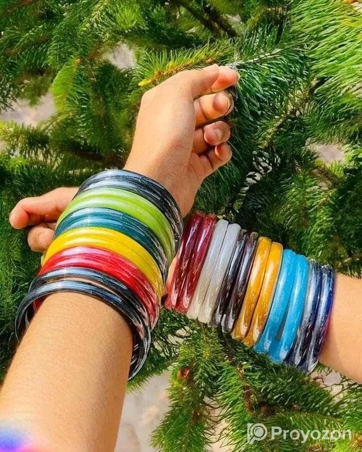 কাচা বালা রেশমি কাচের চুড়ি প্রিয়জনকে উপহার দিন