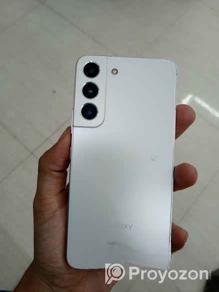 Samsung Galaxy S22 ( 256 GB varient ) (Used)