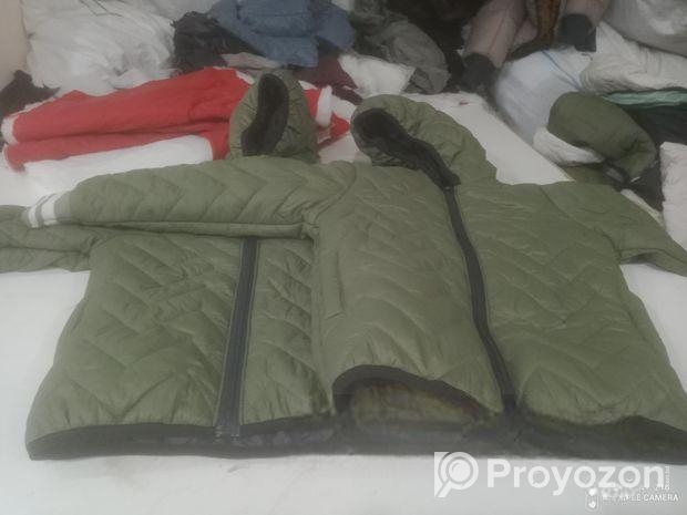 ডেনিম জ্যাকেট