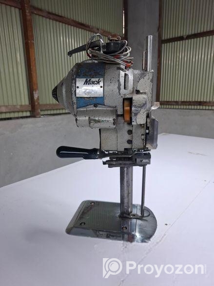 কাটিং মেশিন