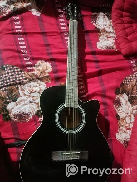 গিটার টি বিক্রি করা হবে