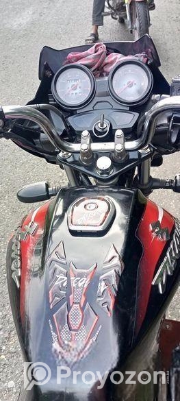 Bajaj Discover 125 . 2016