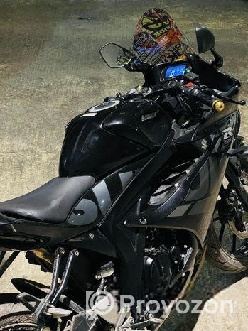 Suzuki GSX R150 ABS . 2021