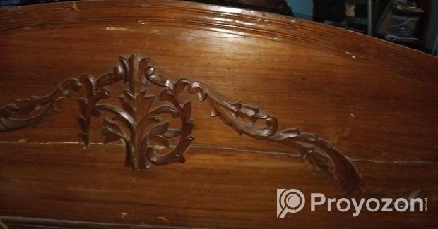 কিং সাইজের বিছানা