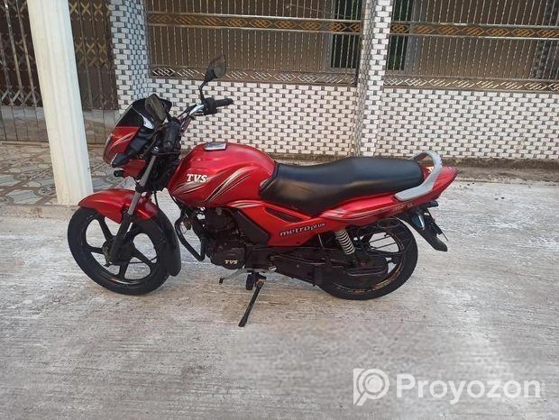 TVS Metro Plus . 2019