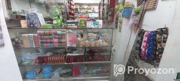 দোকানের মালামাল ডেকোরেশন বিক্রি করা হবে