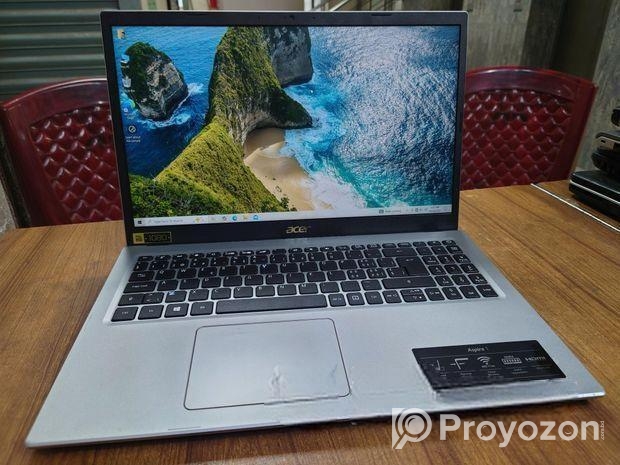 11GEN 8GB/256GB M.2 CORE i3 15.6 FHD