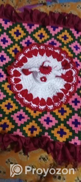 উলের তৈরি ঠাকুরের জামা।