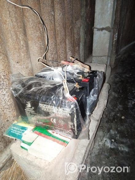 ১২ ভোল্ট ৮ এম্পিয়ার ব্যাটারি