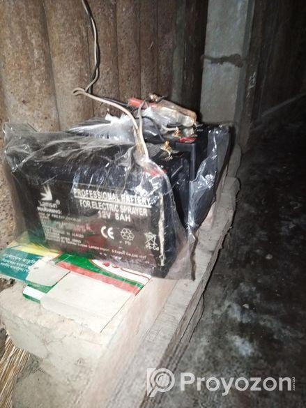 ১২ ভোল্ট ৮ এম্পিয়ার ব্যাটারি