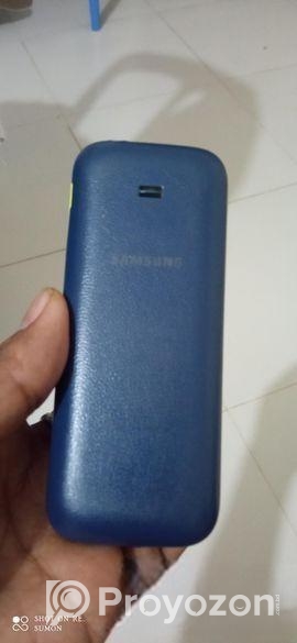 Samsung Guru Music 2 . (Used)