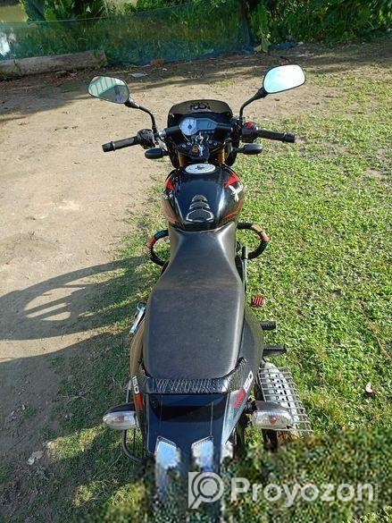 Bajaj Pulsar 150 . 2023