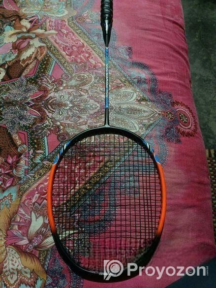 আকর্ষণীয় একটি রেকেট..