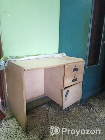 Office Table For Sell