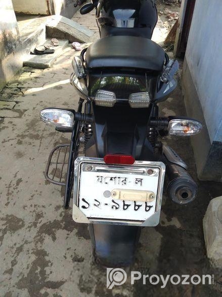 Bajaj Pulsar 150 . 2019