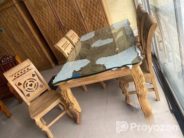 6 মাসের EMIতে ভিক্টোরিয়ান ডাইনিং কিনুন