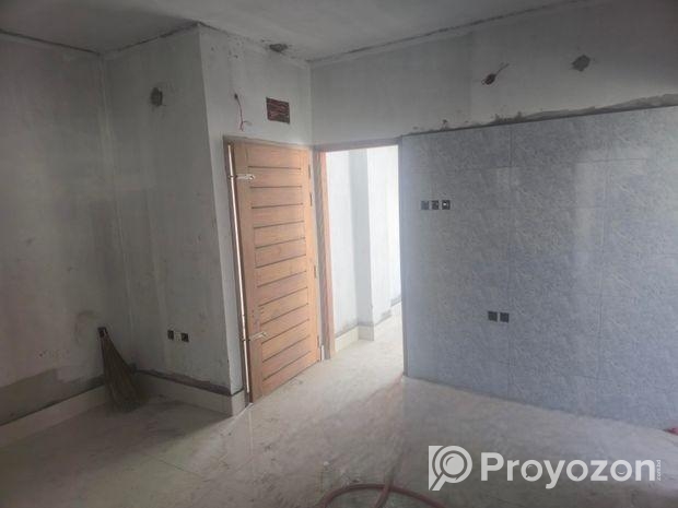 950 Sq Fit Flate Sale