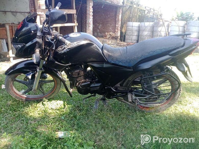 Runner Turbo 150 . 2017