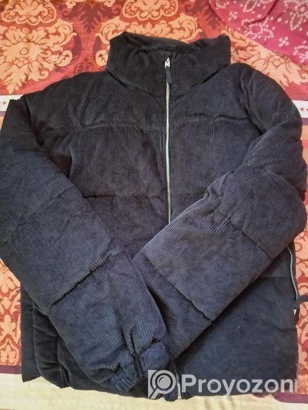 Bershka Curdory Puffer Jacket