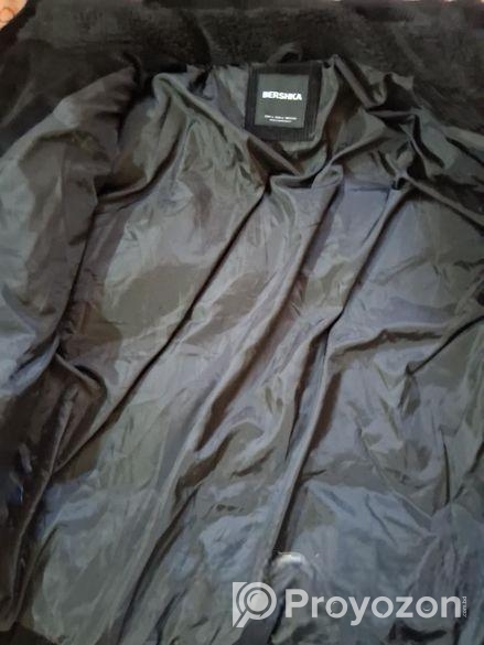 Bershka Curdory Puffer Jacket